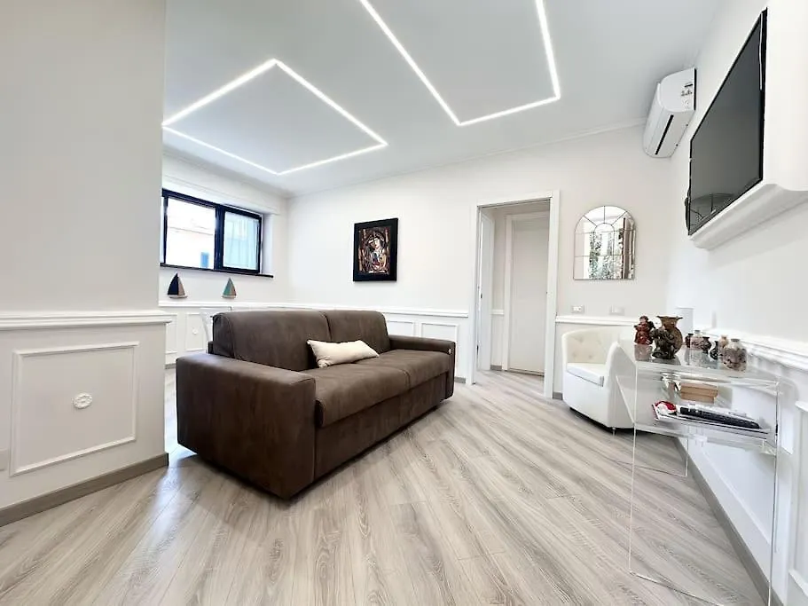 Jacuzzi Modern Front Sea Private Parking Appartement Marina di Pietrasanta
