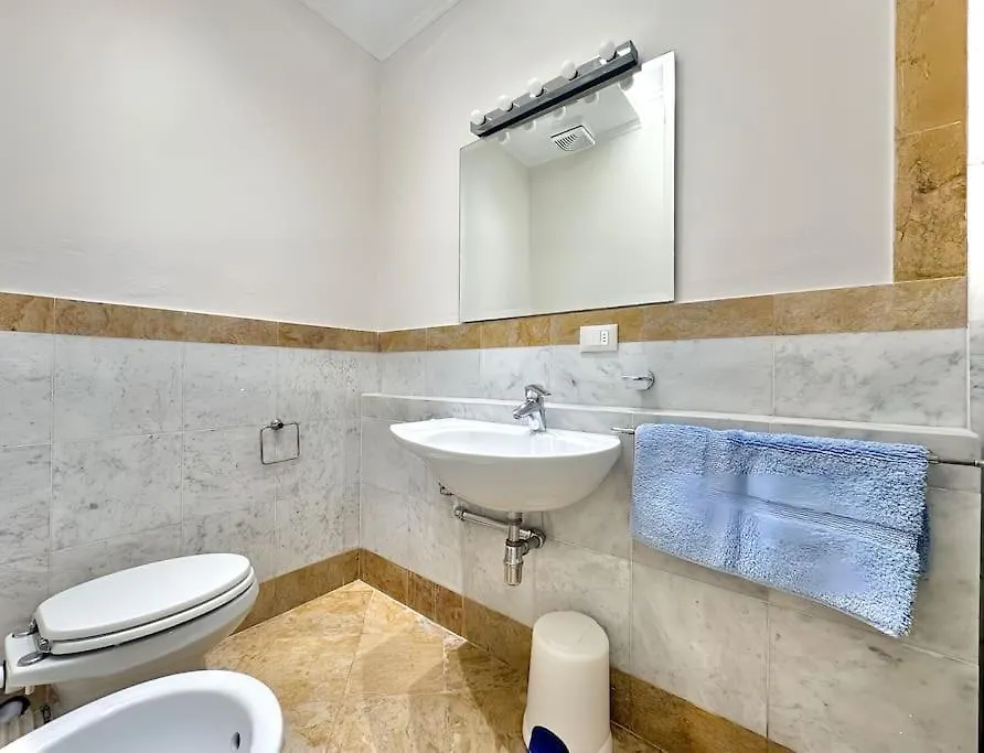 Jacuzzi Modern Front Sea Private Parking Appartement Marina di Pietrasanta